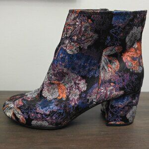 Zigi Soho Nydia Black Floral Jacquard Ankle Boots Size 6 Heeled Zip-Up Textile